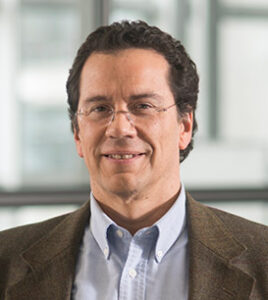 Carlos Garatea Grau